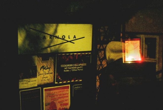 2 Border Collapse, Hranice, Karnola